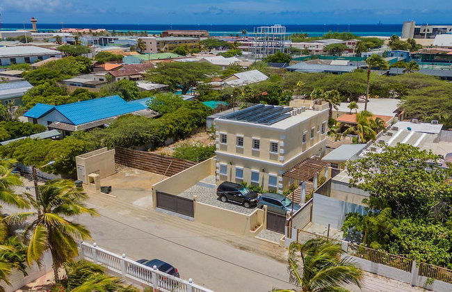 Island Escape Lrg Private Backyard Pool Patio - Photo 45