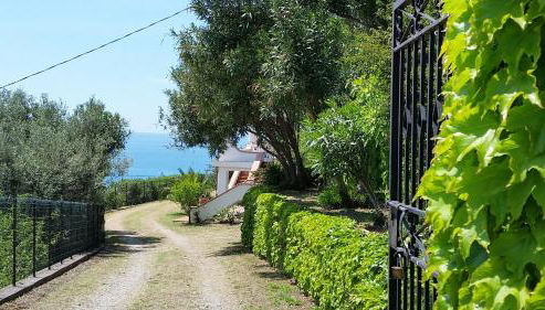 Villa Anna - Mansarda vista mare con giardino e patio - Foto 4, Garden, Garden view