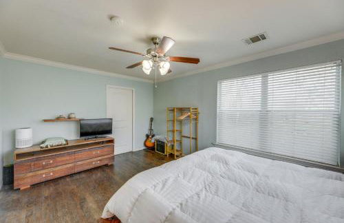 Pet-Friendly Austin Home with Private Yard and Deck! - Foto 11