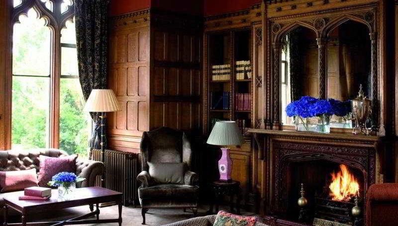 Nutfield Priory Hotel & Spa - Foto 1