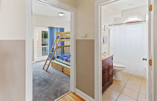 ❤️ The Top End Townhomes with Stunning Views On One-Of-A-Kind Rooftop Deck! WOW! - Foto 41