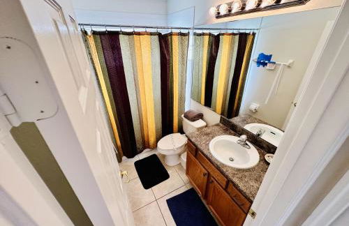 Spacious, Open Layout And Pool Relaxation! - Foto 35