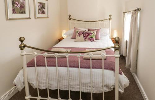 Chapel Cottage - Photo 11