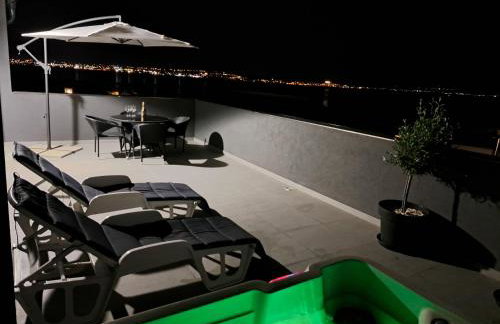 Penthouse Petra with hot tub - Foto 11