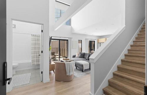 Luxury Penthouse with 2 Floors Pool Patio Gym Walk to Broadway - Foto 8