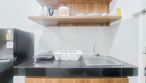 Restful And Homey Studio At Serpong Garden Apartment - Foto 5, Cocina privada