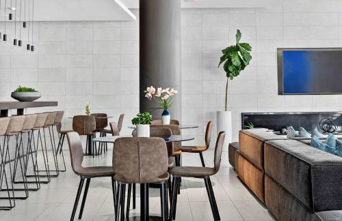 Biscayne Cove by Rove Travel - Condo with Balcony - Foto 30