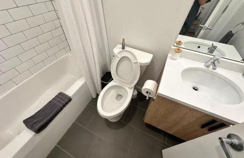 Modern & Spacious 2BR Apartment with Gym & Parking - Foto 40