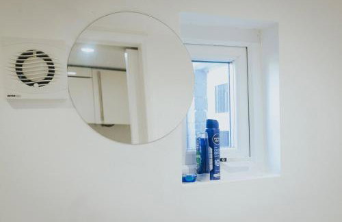 Modern Studio Flat l Sleeps 4 l Free Wifi l Leisure l One Castle Apartments - Foto 22