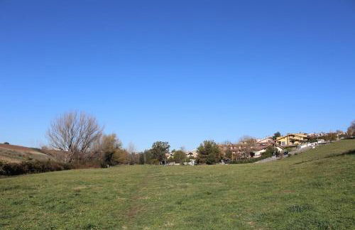 Entire apartment in Panoramic Villa with Bathtub - Photo 57