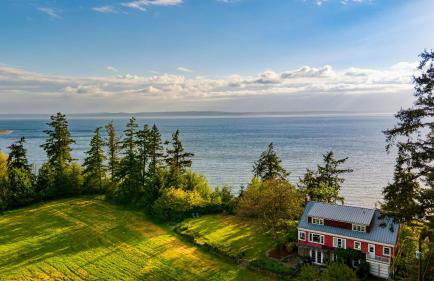 Maxwelton Aerie Bluffside Retreat w Sweeping Puget Sound Views Firepit - Foto 1