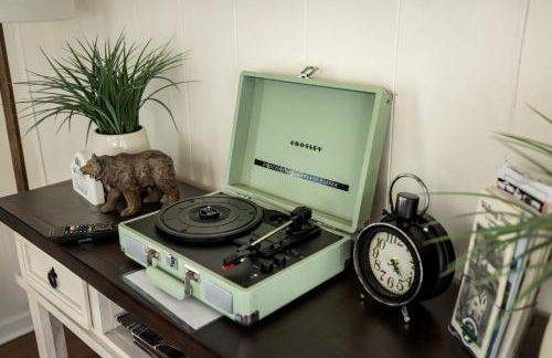 Cabin w hot tub & fire pit - Foto 28