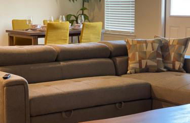 Family Perfect with Fireplace Vacation Home - Foto 15