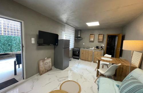 The Secret Studio - OAKA Stadium & nearby hospitals - Foto 32