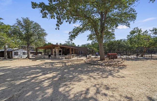 Luxury Retreat for 28 Terracotta Bliss Getaway - Photo 40