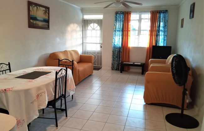 Cumber's Tropical Apartments - Foto 53