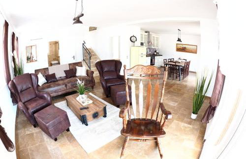 Villa Ludilo mit 4 Apartments in Poljica - Marina bei Trogir Split - Photo 71