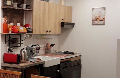 LES VAGUES, terrasse rez-de-ch, parking gratuit, lits faits, animal bienvenu et tout à pied - Foto 28