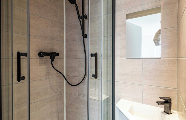 Beautiful T2 in the Heart of Suquet - 5min Beach - Foto 9