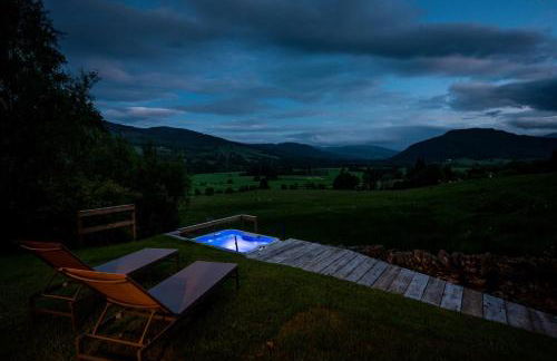 The Tabernacle, Design-led Converted Chapel with Hot Tub, Highland Perthshire - Foto 51