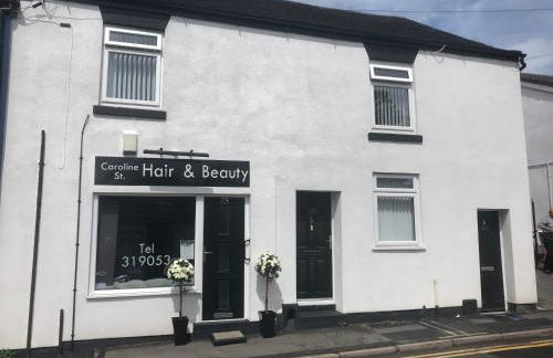 Sweet Caroline at Longton. Great location for Stoke on Trent, The Potteries and Alton Towers. - Foto 11