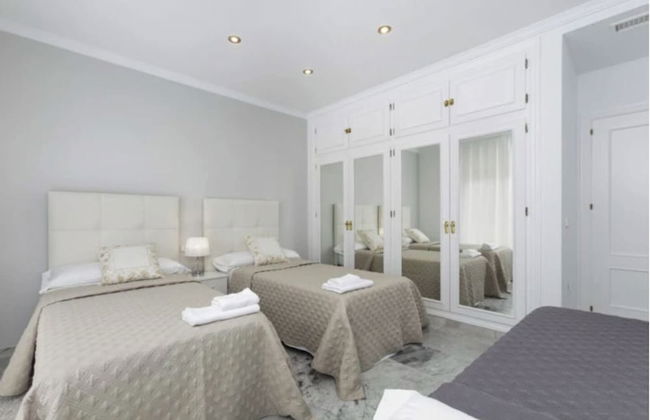 Elegant Villa Retreat - Foto 17