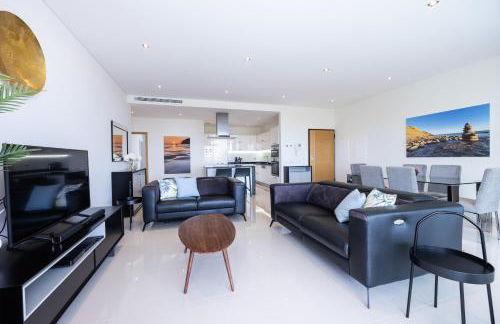 CoolHouses Algarve Lagos, 3 Bed modern Flat, outdoor & Indoor pools, Gym, Amor à Vida - Foto 6