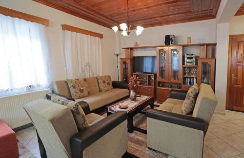 Stone Oasis - Photo 4