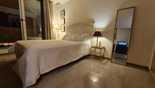 Big Terrace in private Loft on San Francisco street - Photo 4