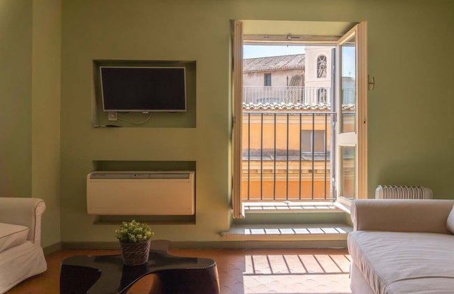EasyTopStay - Piazza Venezia Charming Penthouse - Foto 25