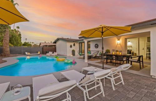 Casa Paradiso with Private Pool Firepit & Putting Green - Foto 2