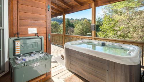 Mountain Retreat with Hot Tub, Game Room and Views - Foto 3