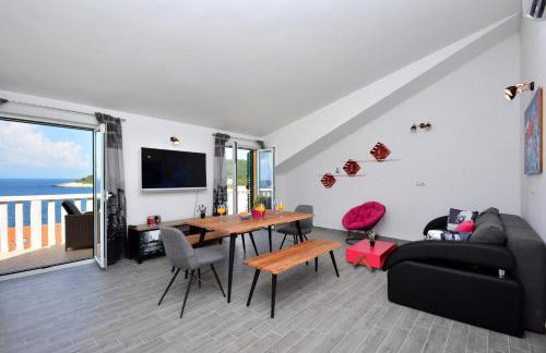 Sea View Luxury Apartments, ALA DA - Photo 49