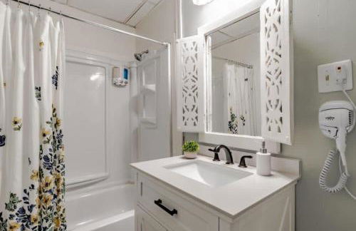 Dauphin District Darling #1-Downtown, Restaurants - Foto 9