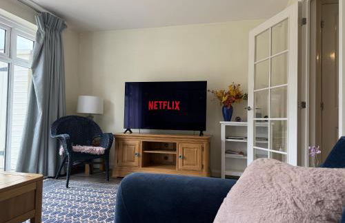 Spacious 3 Bed House in Horsham - Foto 2