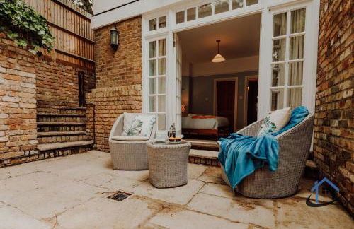 Unique Boathouse, detached free parking x4 cars - Foto 31