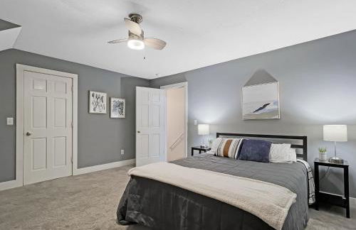 Chic 2BR Duplex Free Parking near Hospitals - Foto 6