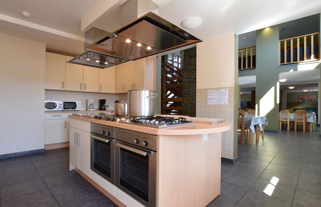 Holiday Home in Rendeux With Pool & Sauna - Photo 15