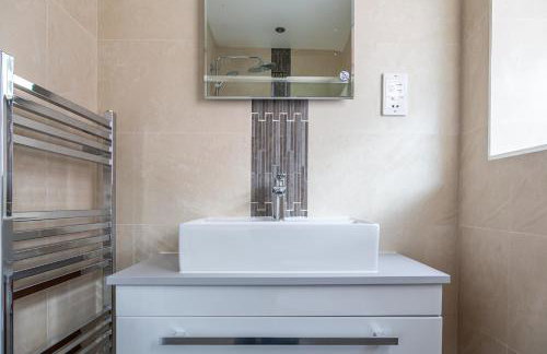 Stunning property fully refurbished - Foto 67