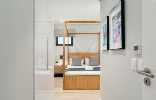 16 on Bree Luxury Apartments - Photo 20