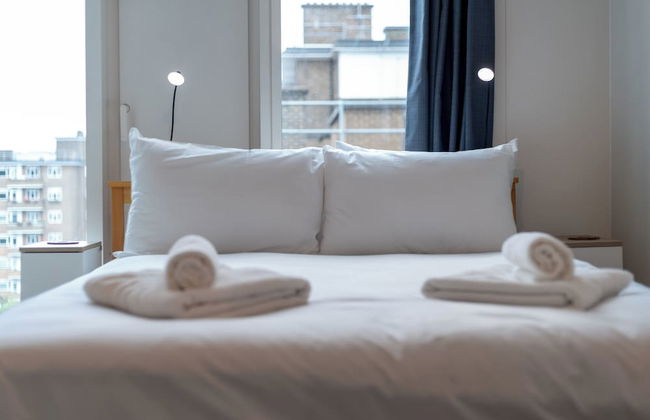 Chic & Stylish 2Bed in Heart of London - Photo 2