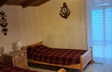 Ξυλινο σπίτι δίπλα στην θάλασσα - Foto 5