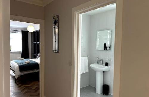 Seaview Penthouse - Photo 32