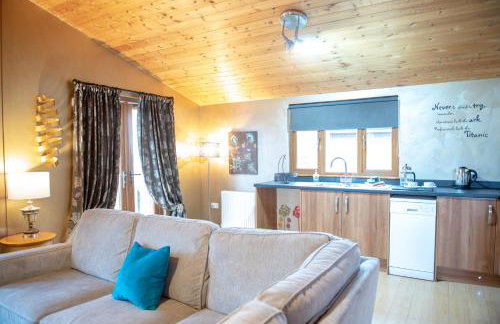 Palomino Lodge - Still Rabbit - Hot Tub - Yorkshire - Foto 16