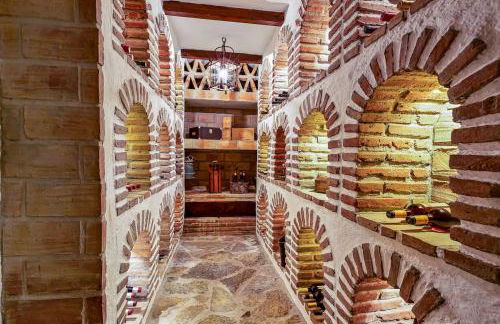 LYX HOMES Villa in Mijas with private heated pool - Photo 59