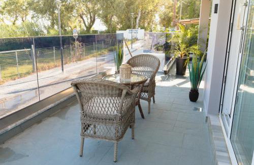 Melina Luxury Suites, Seaside Nests in Kourouta - Foto 18