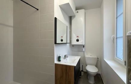 Le Petit Oasis - 50m de la gare de Nevers - Foto 6