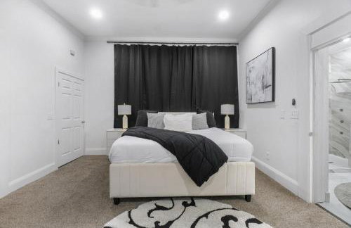 Family-Friendly 5BR | Sleeps 15 | 3 mins Downtown! - Foto 57