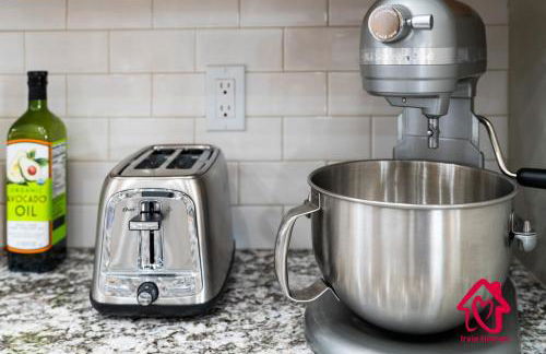 Fireside Oasis Retreat - An Irvie Home - Foto 24