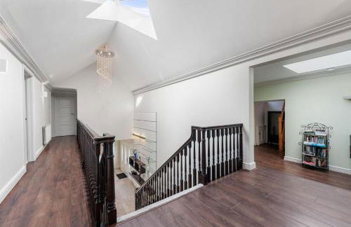 Home with Natural Mineral Spring Water near Stamford - Foto 41